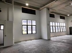 liner photo thumbnail #5